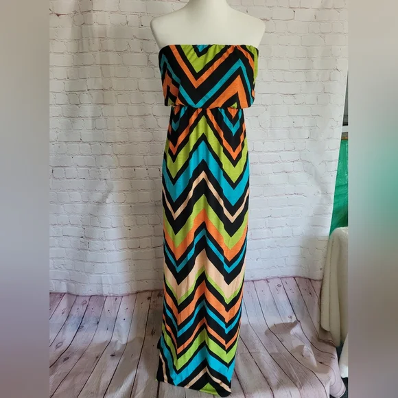 Fashionomics Dresses | Fashionomics Colorful Strapless Chevron Maxi Dress, Size S. | Color: Green/Orange | Size: S | Studio_Stx's Closet